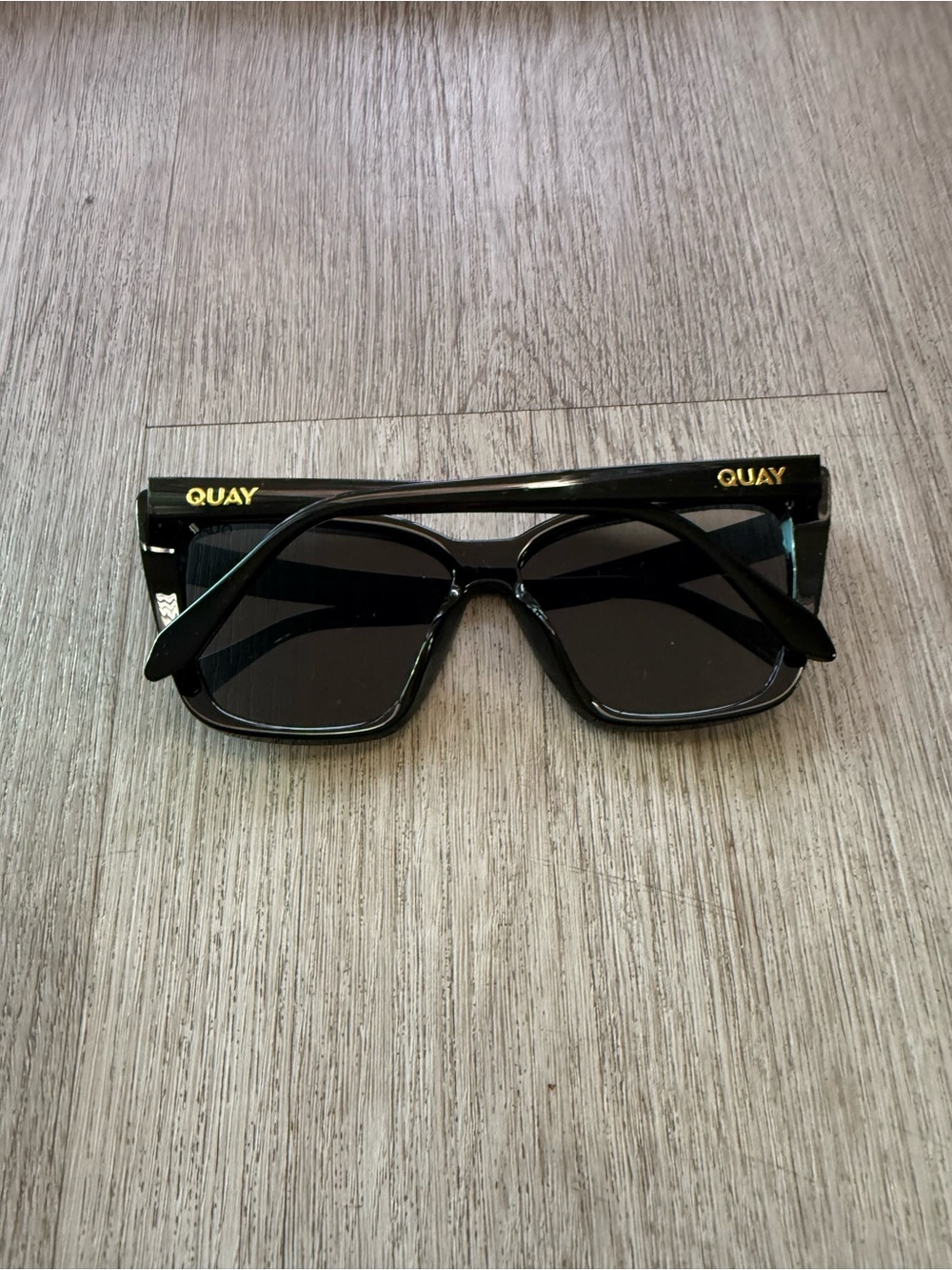 quay australia confidential black oversized bold Polarized cat eye sunglasses - Picture 3 of 4